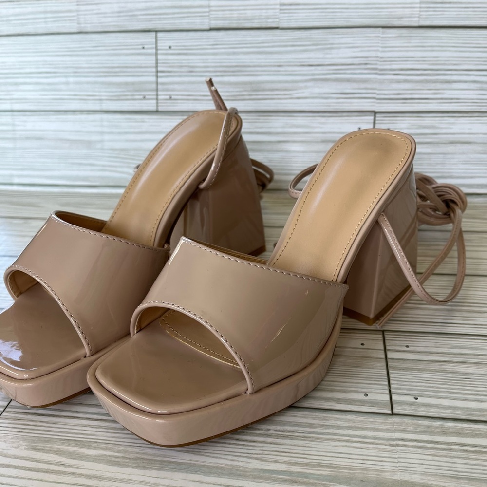 Women’s Nude Platform | Tan Chunky Heeled Sandals